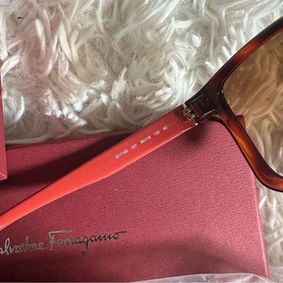 NWT Salvatore Ferragamo 58mm Square Sunglasses. - Picture 13 of 15